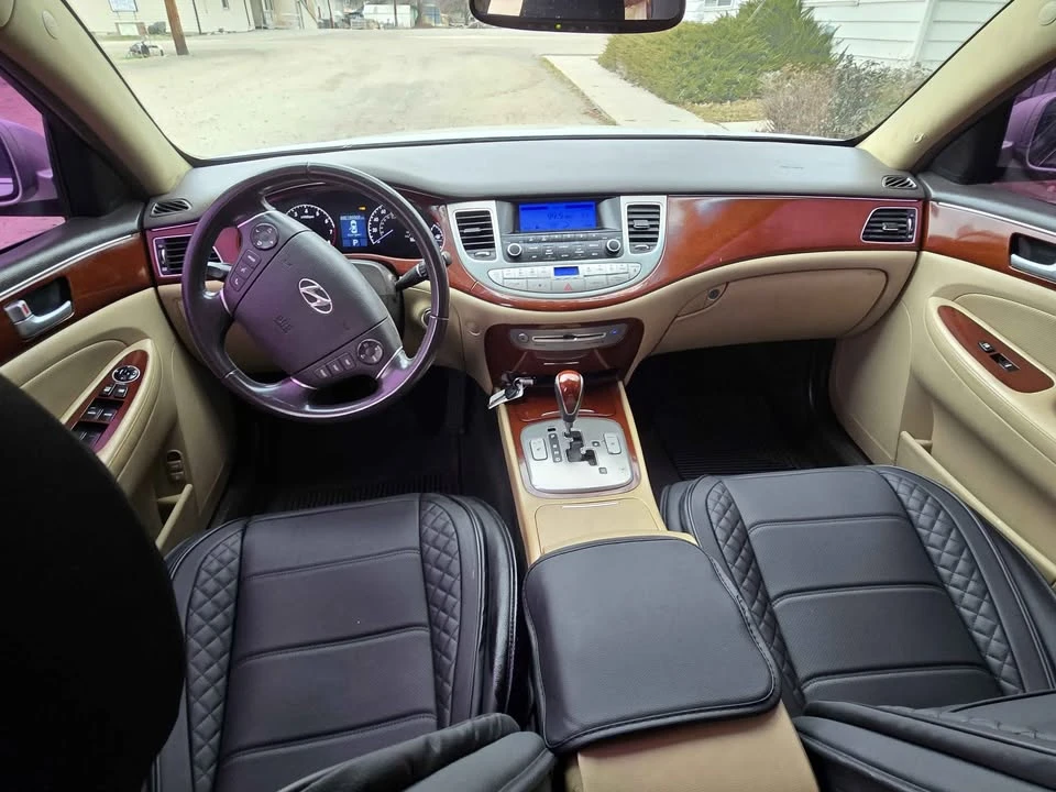 2012 Hyundai Genesis - Image 6 of 7