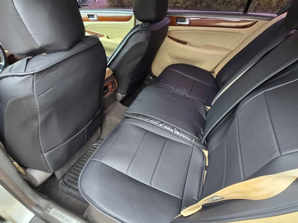 2012 Hyundai Genesis - Image 5 of 7