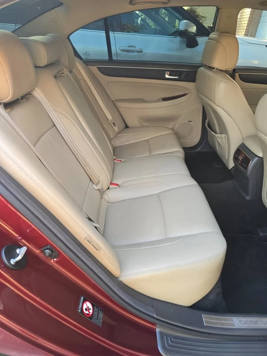 2012 Hyundai Genesis - Image 4 of 20