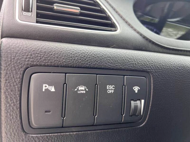 2012 Hyundai Genesis - Image 15 of 19