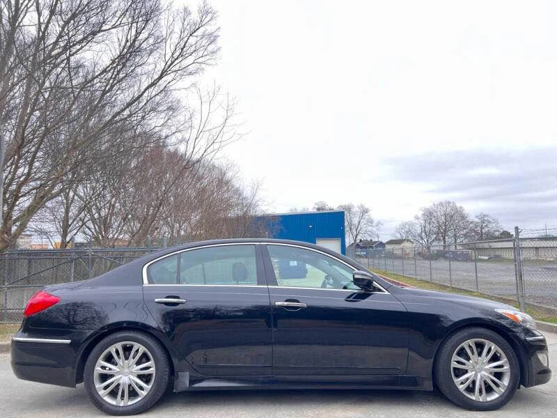 2012 Hyundai Genesis - Image 7 of 19