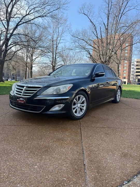 2012 Hyundai Genesis - Image 2 of 11
