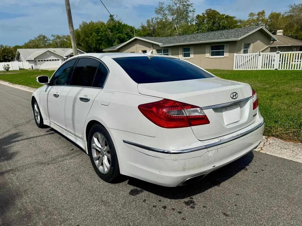 2012 Hyundai Genesis - Image 3 of 3