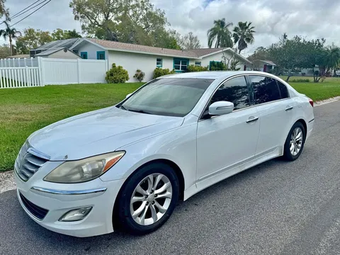 2012 Hyundai Genesis 3.8 Sedan