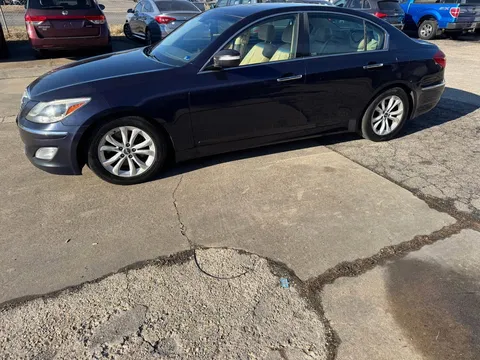 2012 Hyundai Genesis 3.8 Sedan