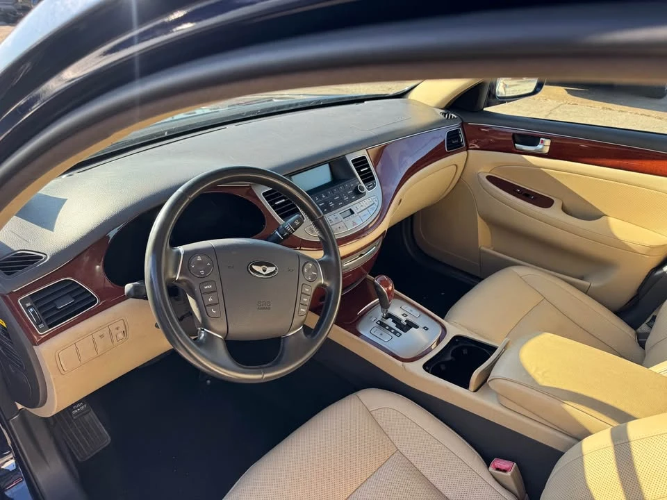 2012 Hyundai Genesis - Image 5 of 8