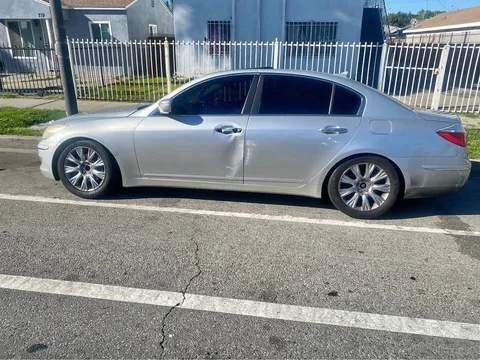 2012 Hyundai Genesis 3.8 Sedan