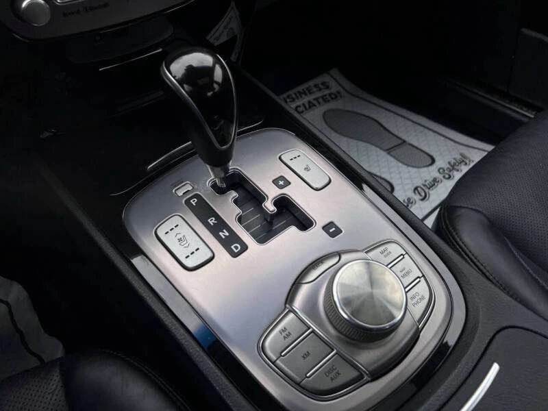 2012 Hyundai Genesis - Image 16 of 19