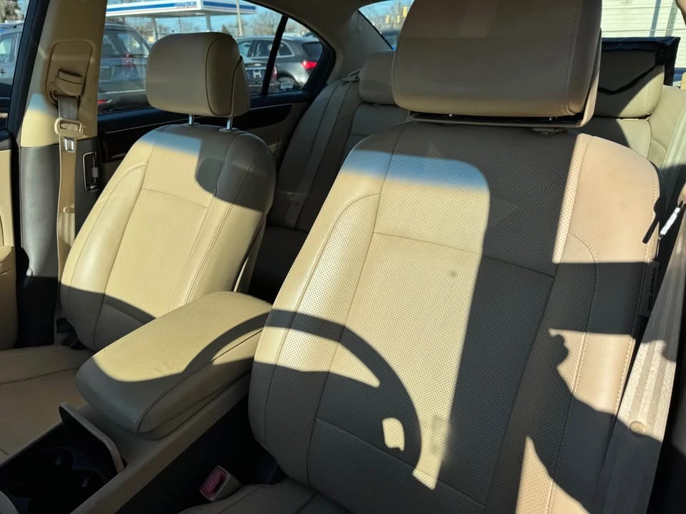 2012 Hyundai Genesis - Image 3 of 8