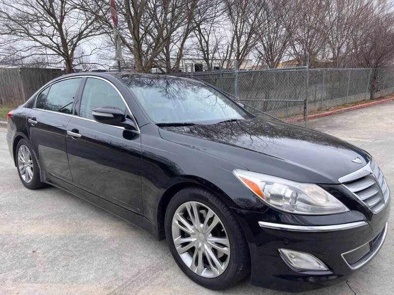 2012 Hyundai Genesis - Image 2 of 7