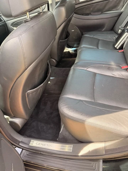 2012 Hyundai Genesis - Image 12 of 20
