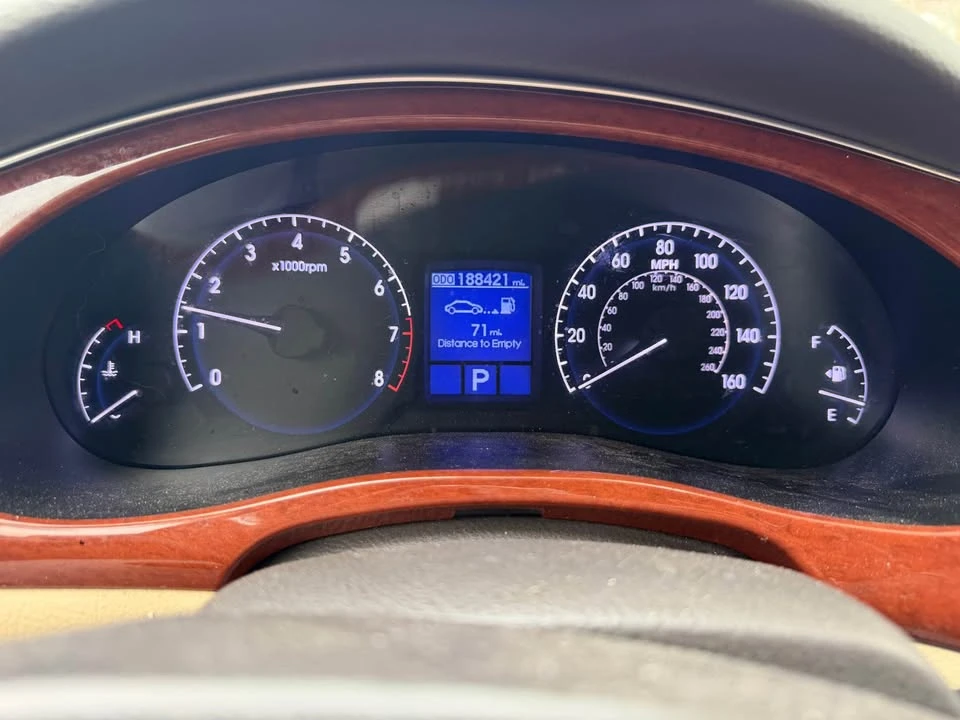 2012 Hyundai Genesis - Image 8 of 9