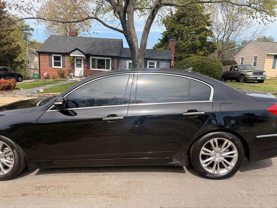 2012 Hyundai Genesis - Image 7 of 20