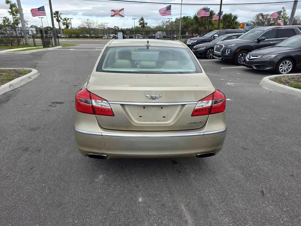 2012 Hyundai Genesis - Image 6 of 12