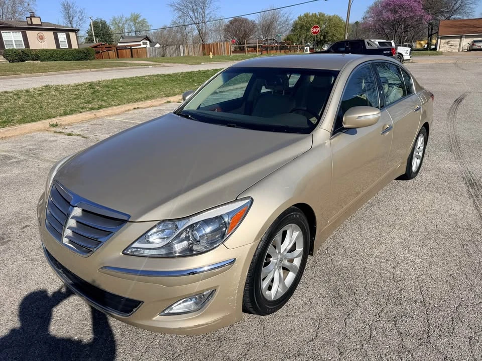 2012 Hyundai Genesis - Image 2 of 16