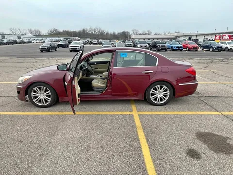 2012 Hyundai Genesis 3.8 Sedan