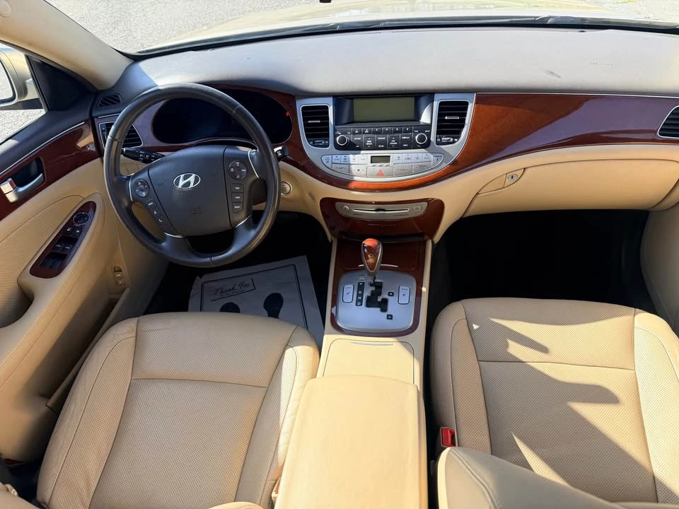 2012 Hyundai Genesis - Image 11 of 16