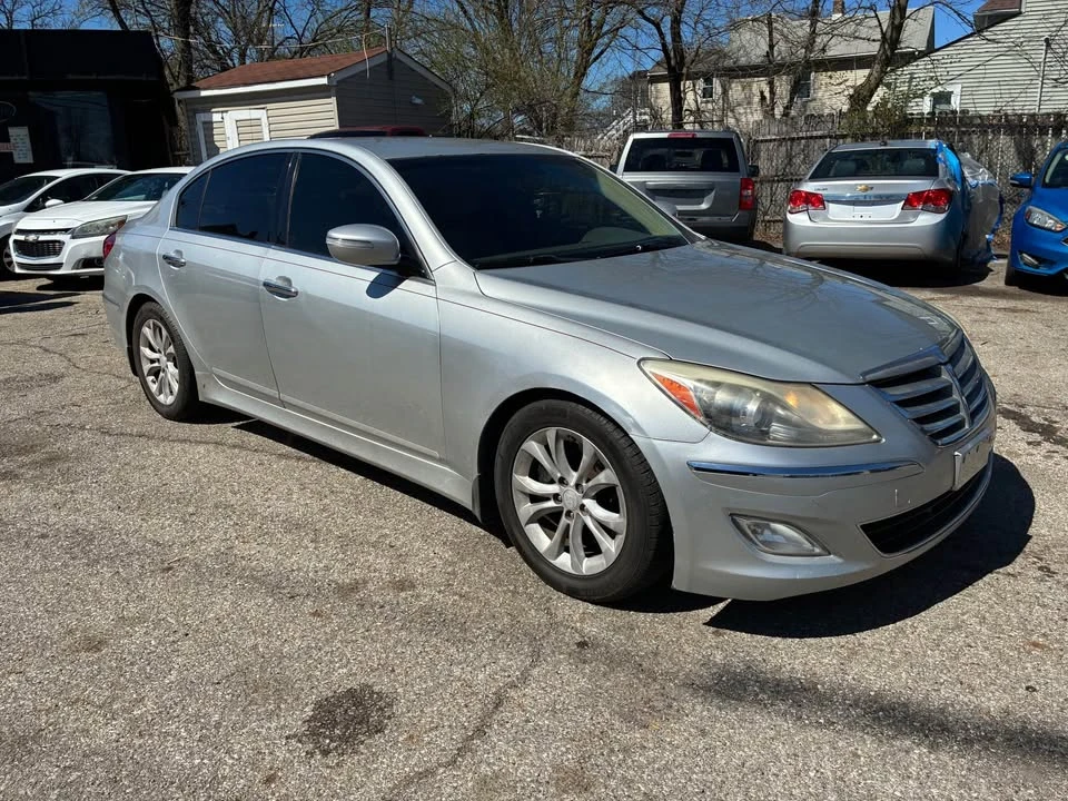 2012 Hyundai Genesis - Image 5 of 9