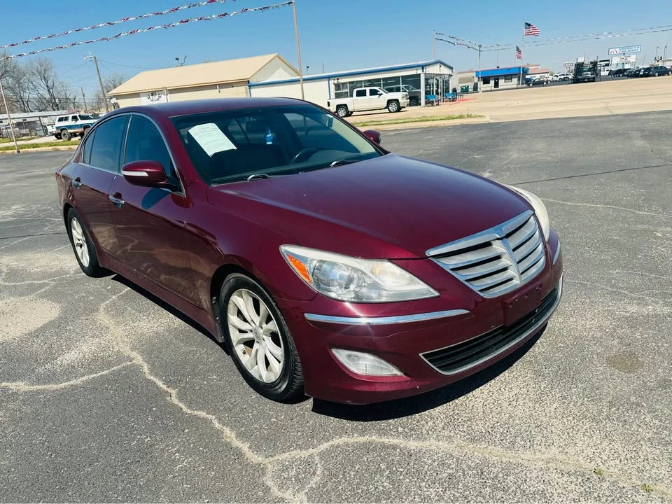 2012 Hyundai Genesis - Image 7 of 16