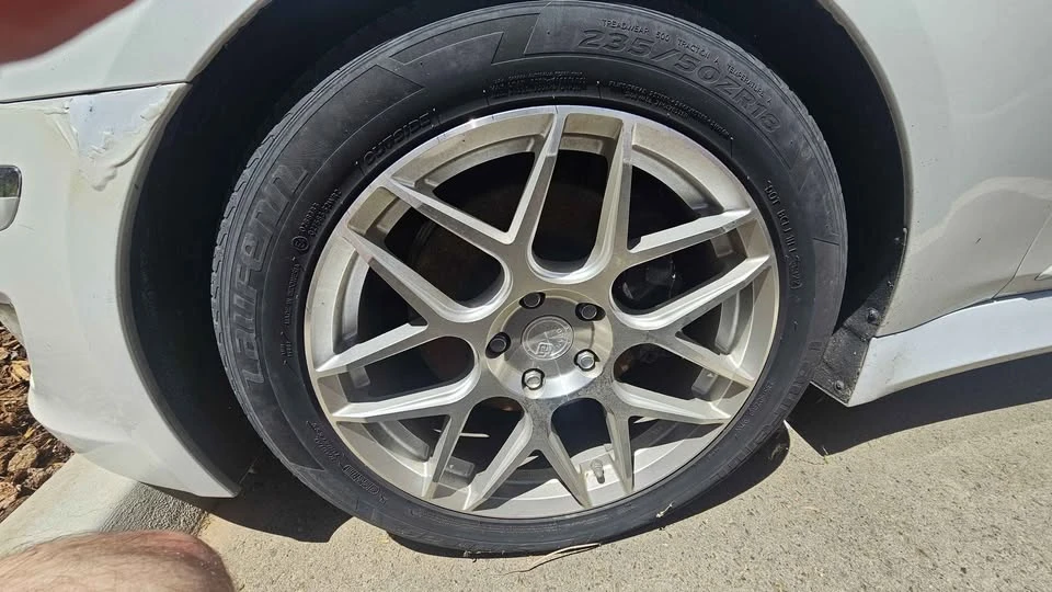 2012 Hyundai Genesis - Image 3 of 3