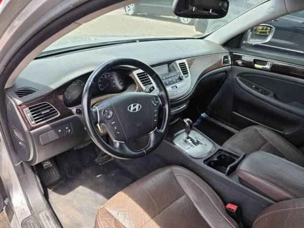 2012 Hyundai Genesis - Image 6 of 16