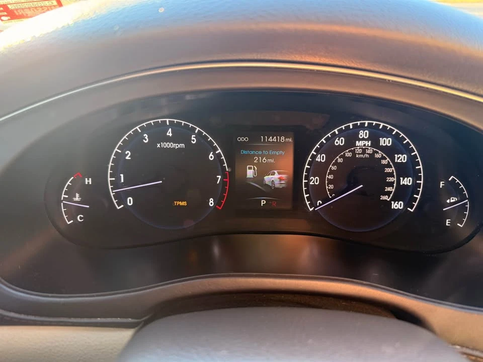 2012 Hyundai Genesis - Image 13 of 13