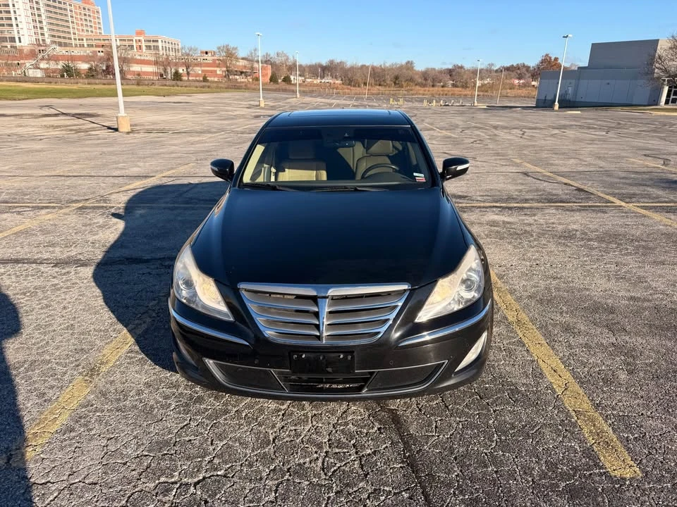 2012 Hyundai Genesis - Image 2 of 13