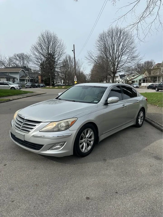 2012 Hyundai Genesis - Image 4 of 20