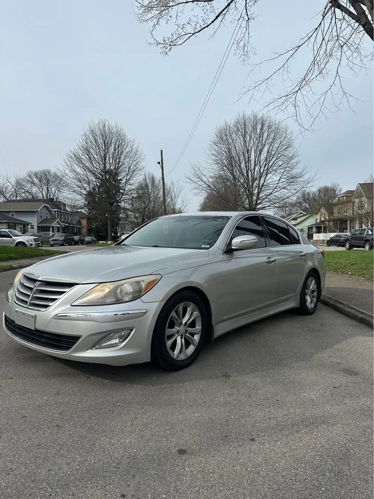 2012 Hyundai Genesis - Image 19 of 20