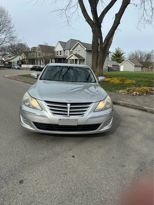 2012 Hyundai Genesis - Image 18 of 20