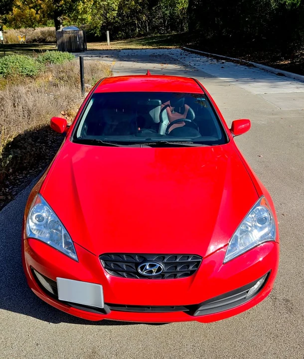 2012 Hyundai Genesis Coupe - Image 10 of 19