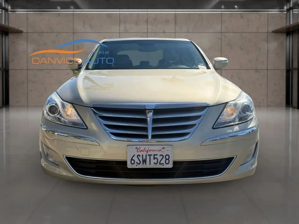2012 Hyundai Genesis - Image 8 of 19