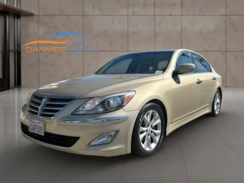 2012 Hyundai Genesis 3.8 Sedan