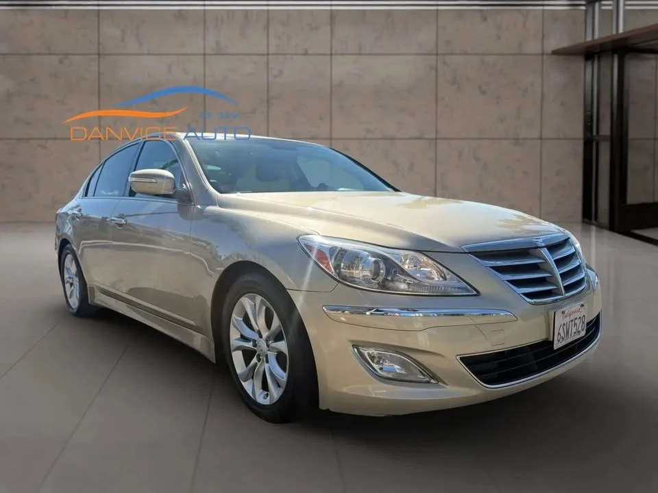 2012 Hyundai Genesis - Image 7 of 19
