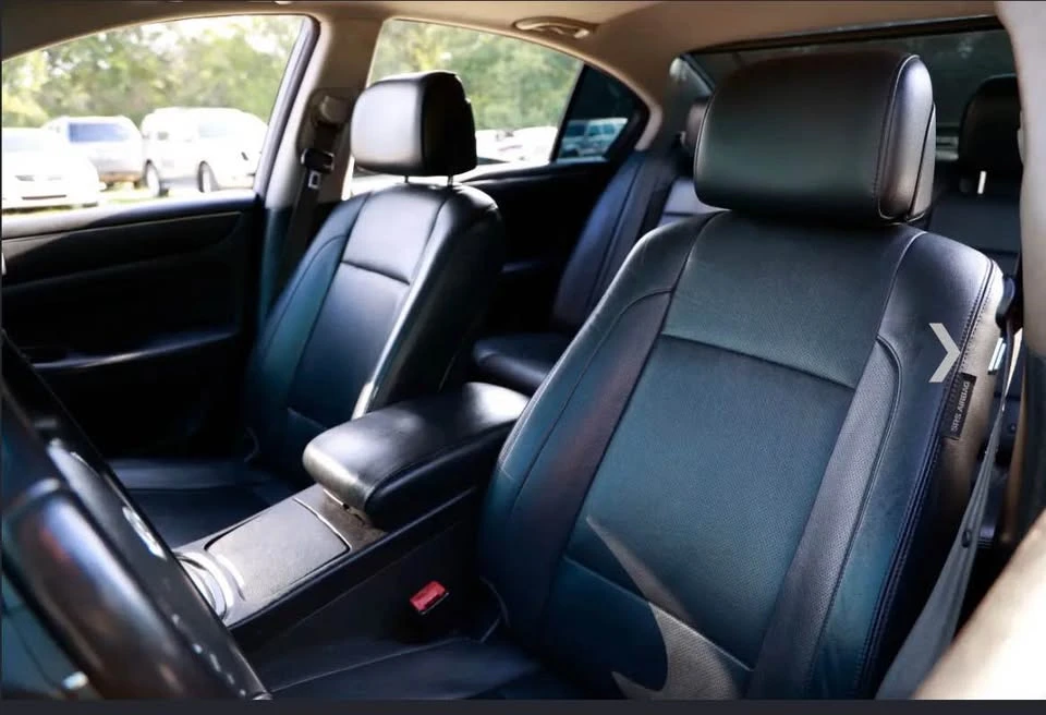 2012 Hyundai Genesis - Image 6 of 6