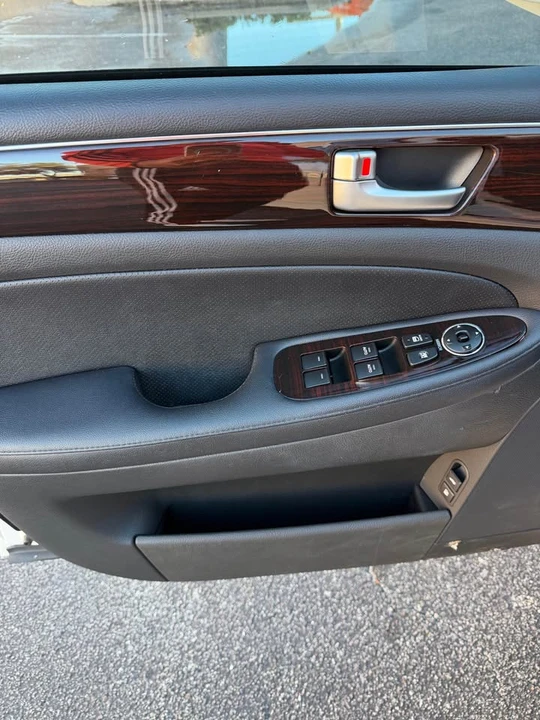 2012 Hyundai Genesis - Image 20 of 20