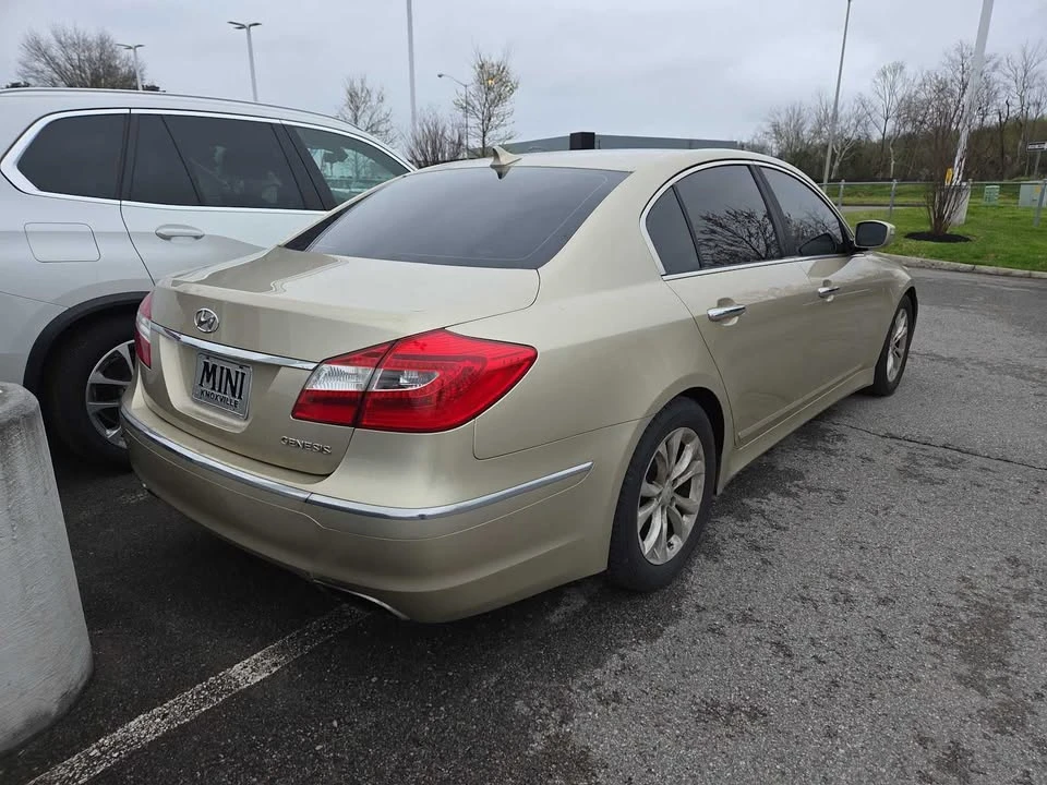 2012 Hyundai Genesis - Image 3 of 4
