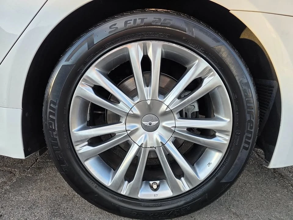 2012 Hyundai Genesis - Image 18 of 18