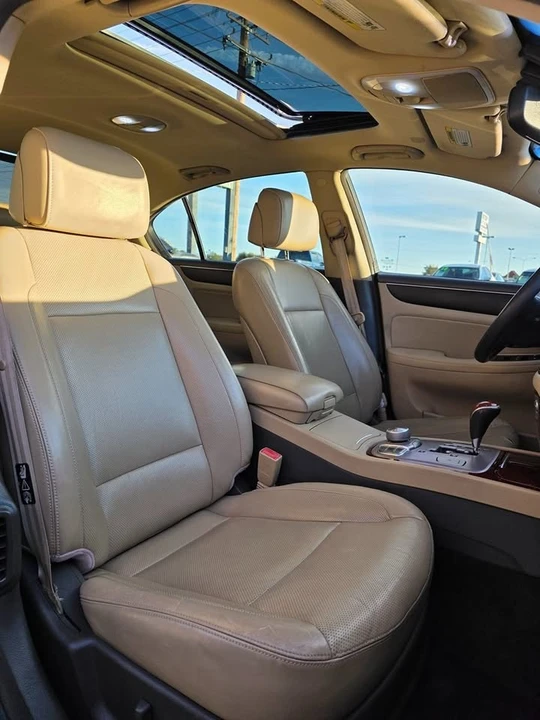 2012 Hyundai Genesis - Image 13 of 18