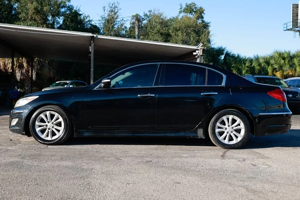 2012 Hyundai Genesis - Image 3 of 19