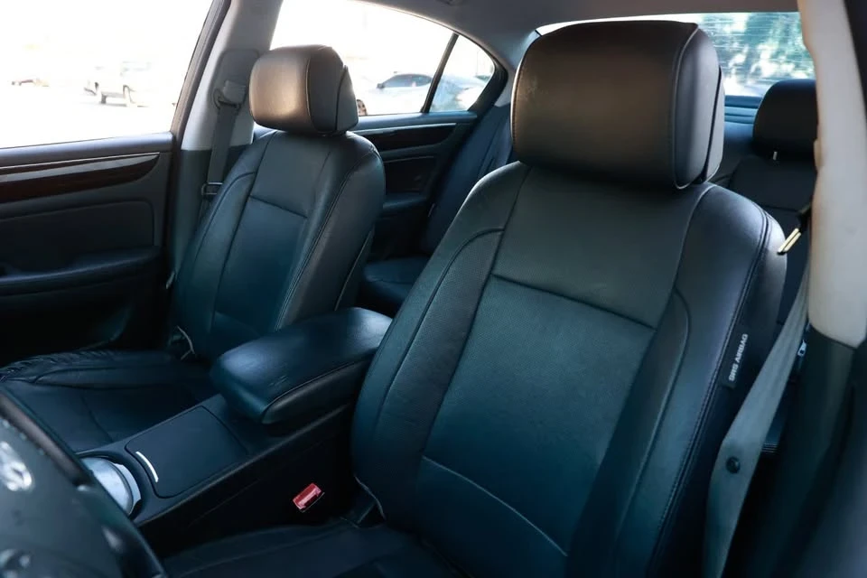 2012 Hyundai Genesis - Image 6 of 19