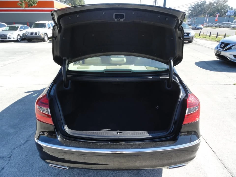 2012 Hyundai Genesis - Image 15 of 17