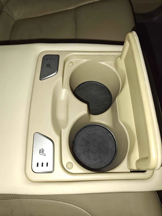 2012 Hyundai Genesis - Image 6 of 17