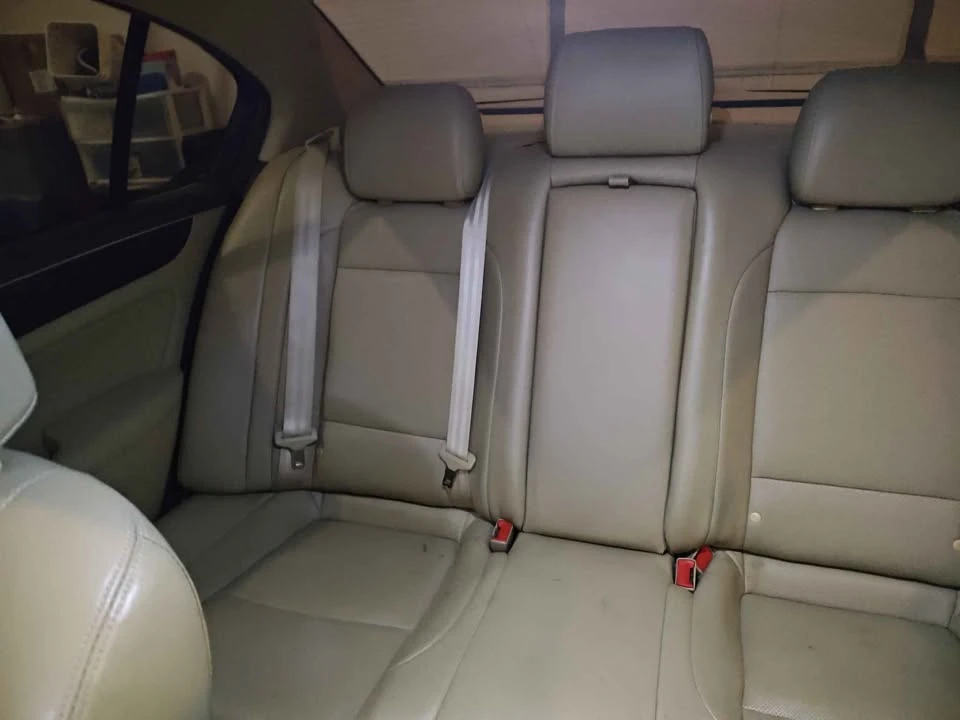 2012 Hyundai Genesis - Image 3 of 17