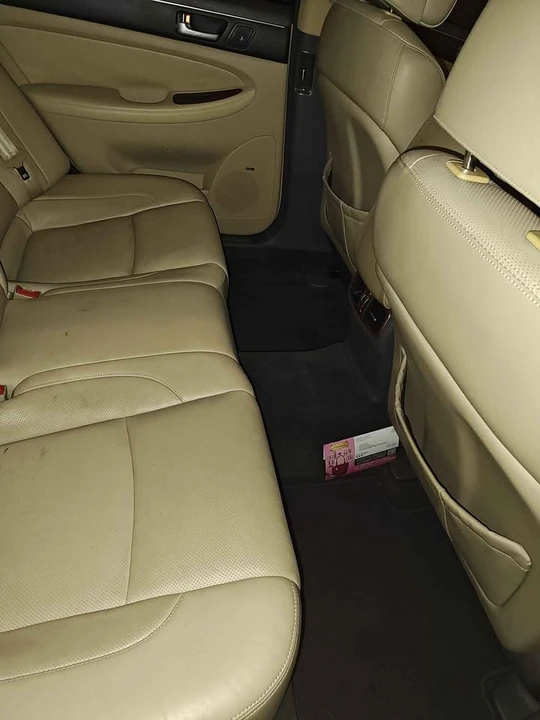 2012 Hyundai Genesis - Image 4 of 17