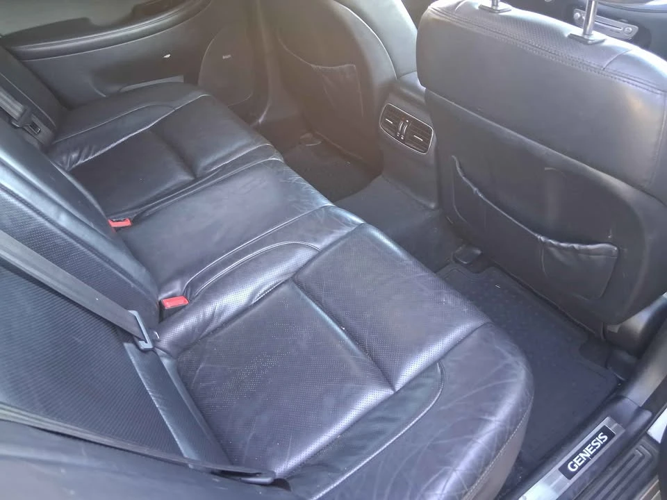 2012 Hyundai Genesis - Image 12 of 12