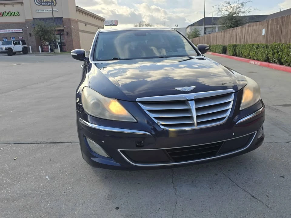 2012 Hyundai Genesis - Image 4 of 11