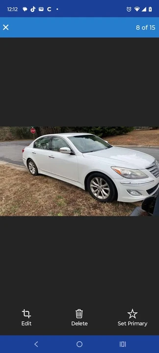 2012 Hyundai Genesis - Image 8 of 15