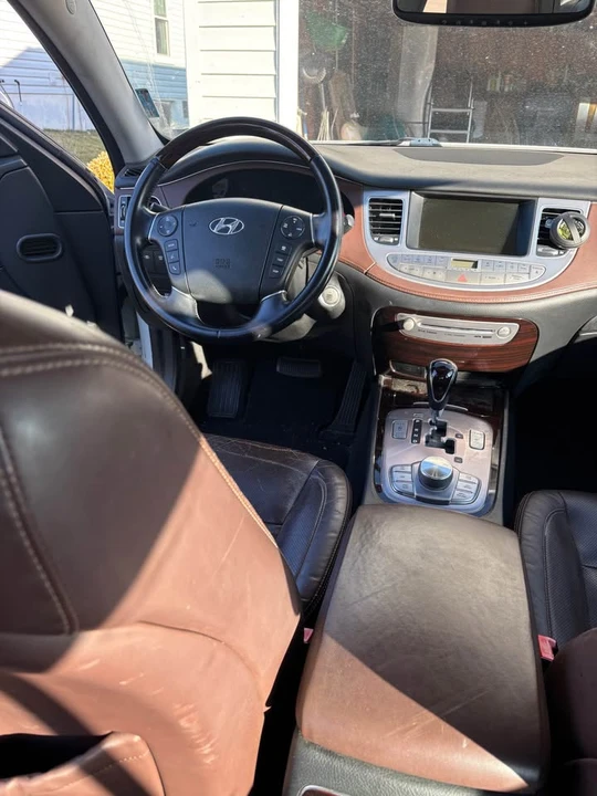 2012 Hyundai Genesis - Image 3 of 9