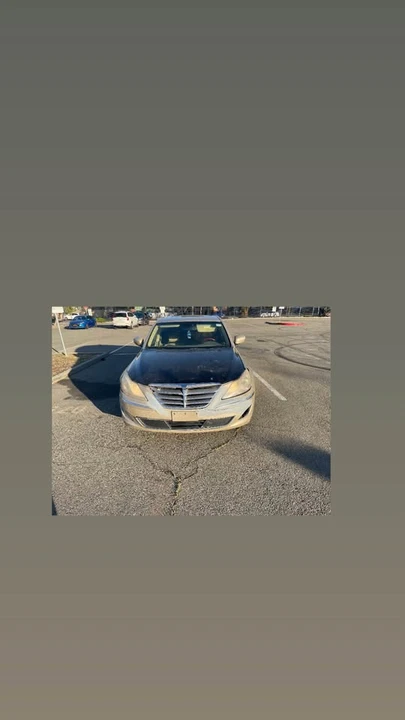 2012 Hyundai Genesis - Image 3 of 3